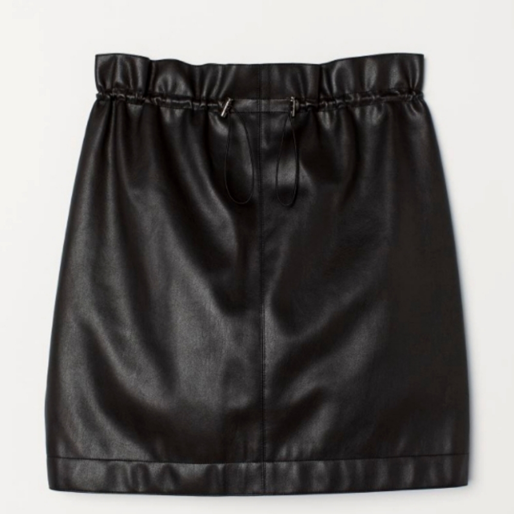 H&M Faux Leather paperbag waist skirt toggle draw string waist size 4 nwt